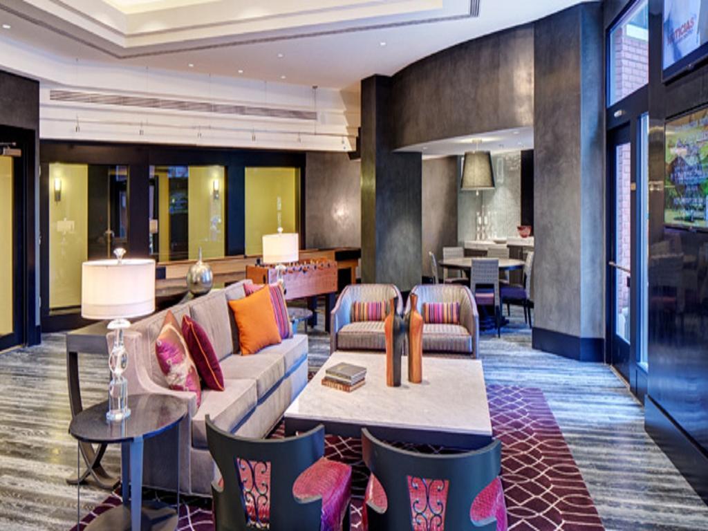 Global Luxury Suites At Thomas Circle Washington Buitenkant foto