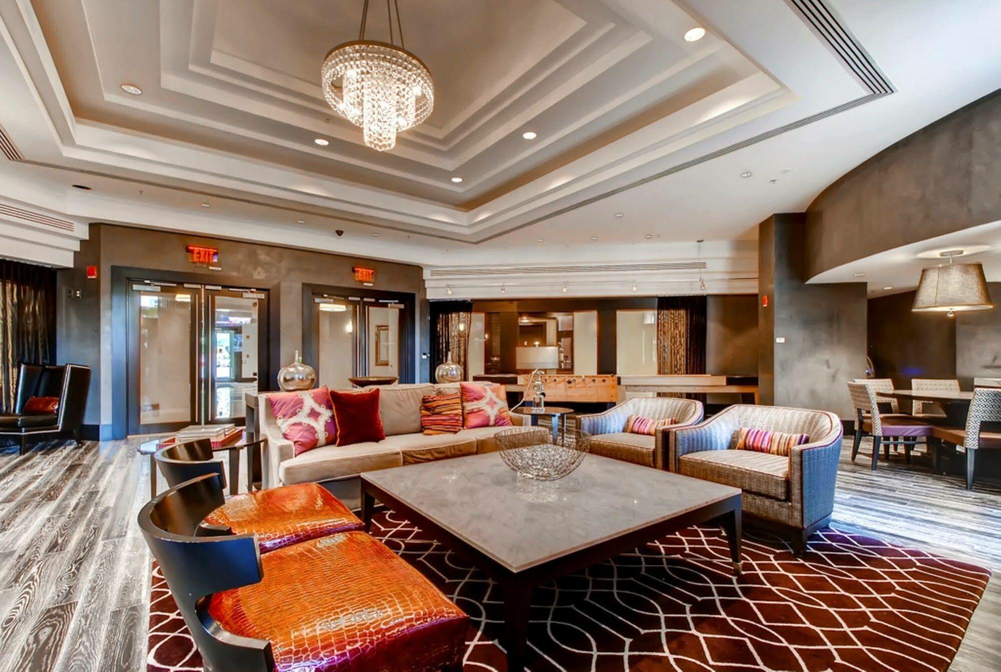 Global Luxury Suites At Thomas Circle Washington Buitenkant foto