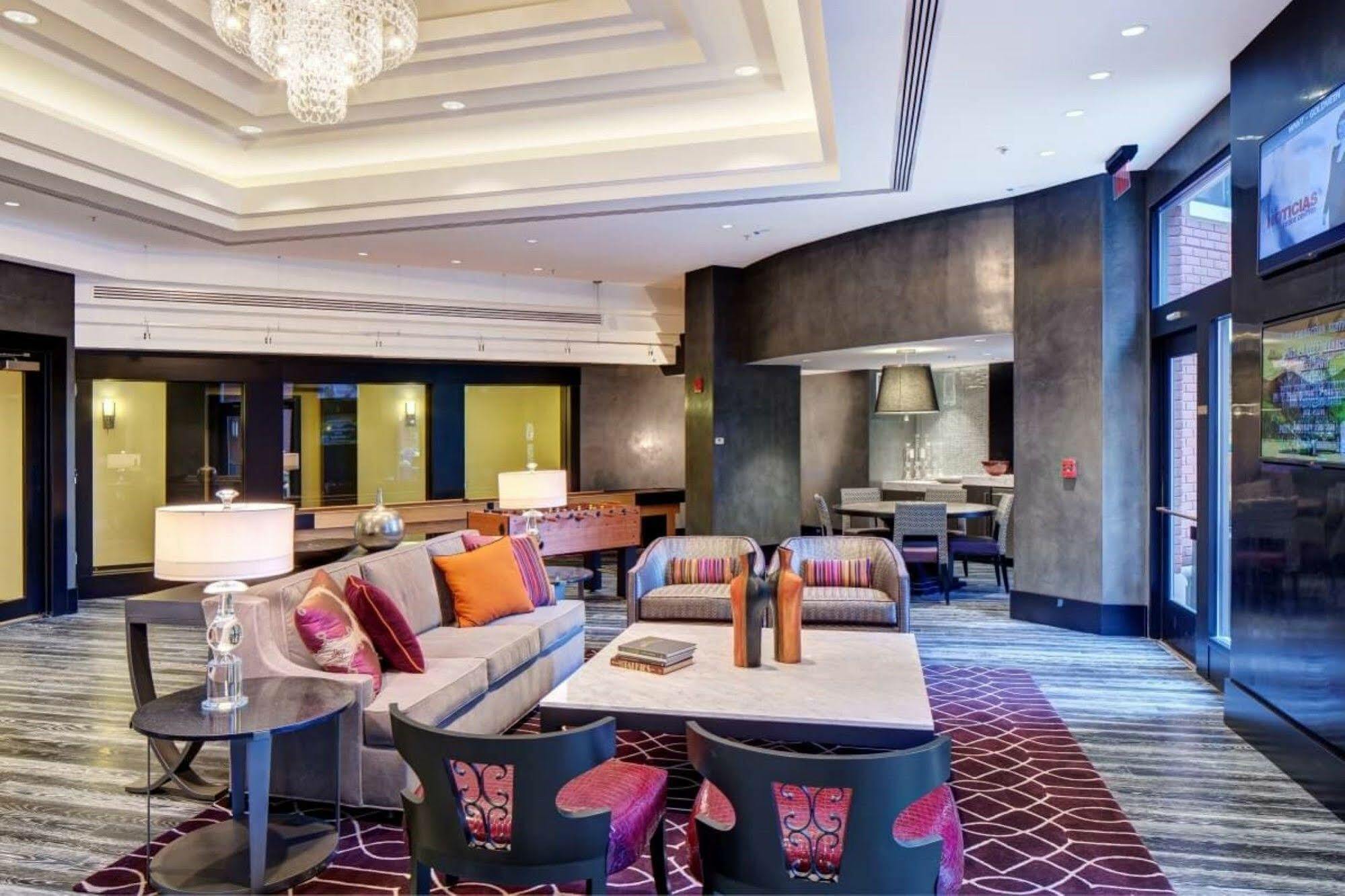 Global Luxury Suites At Thomas Circle Washington Buitenkant foto