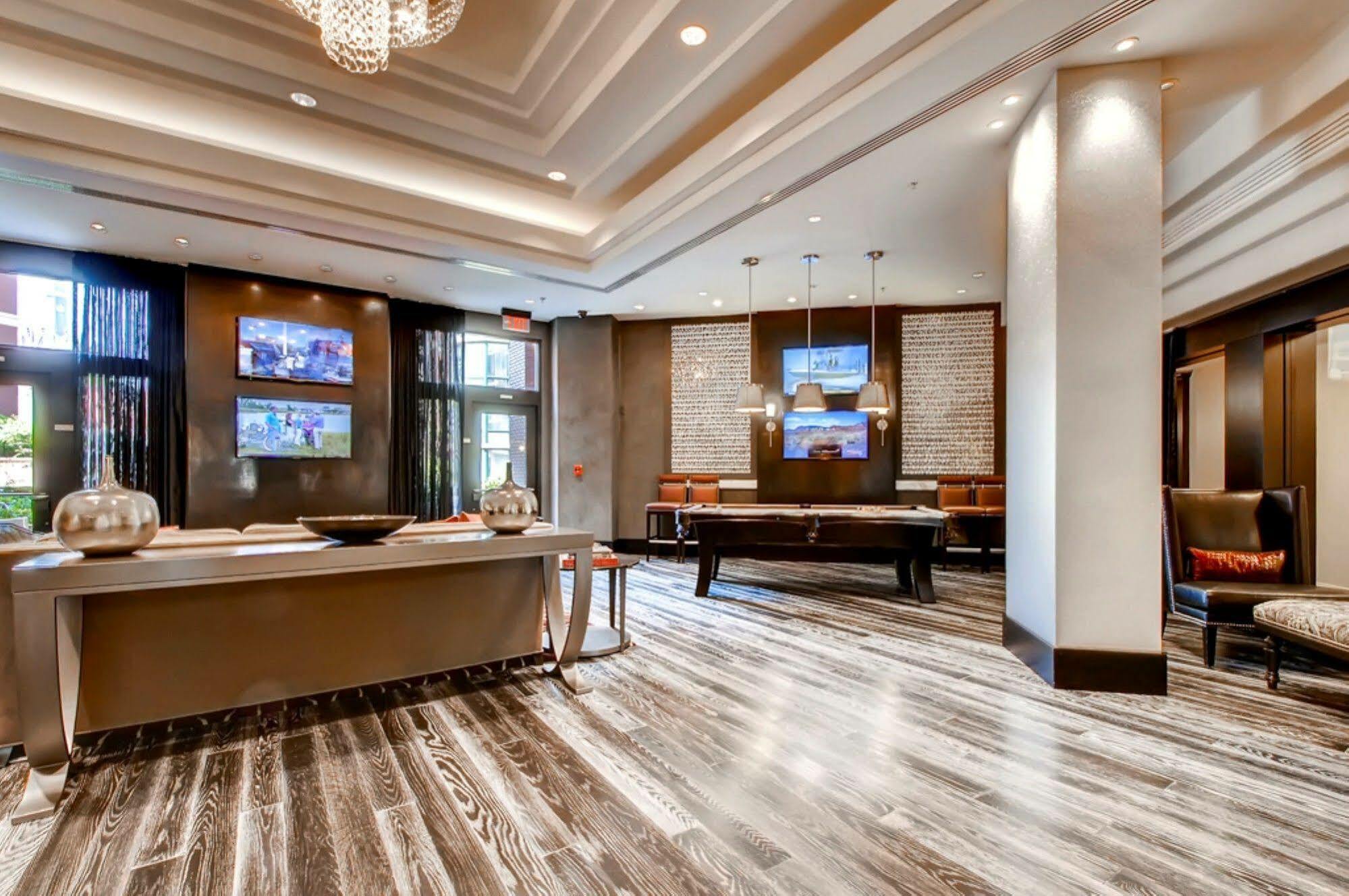 Global Luxury Suites At Thomas Circle Washington Buitenkant foto