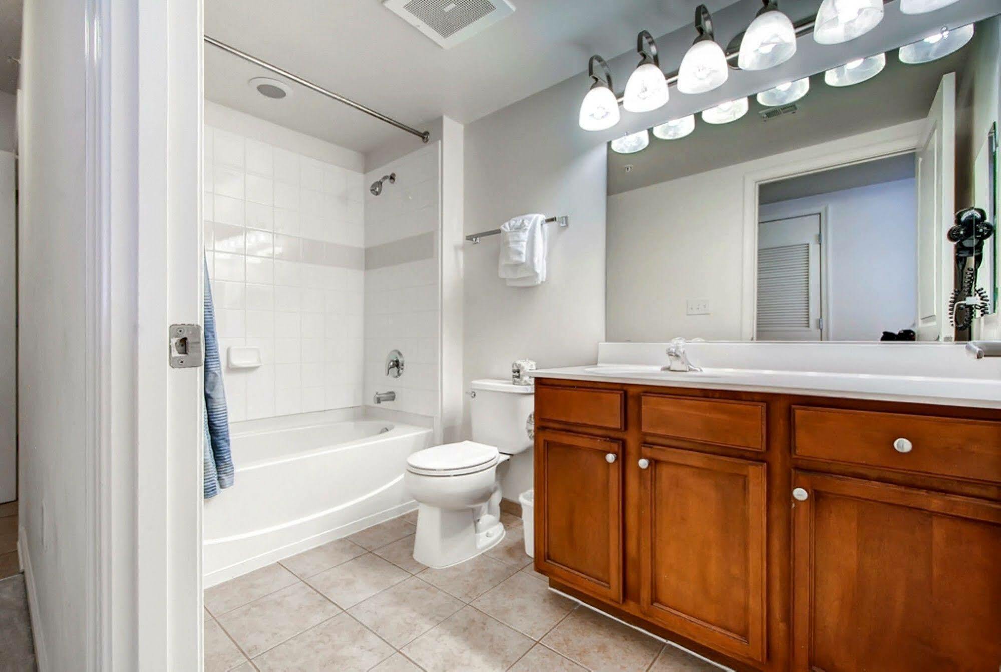 Global Luxury Suites At Thomas Circle Washington Buitenkant foto