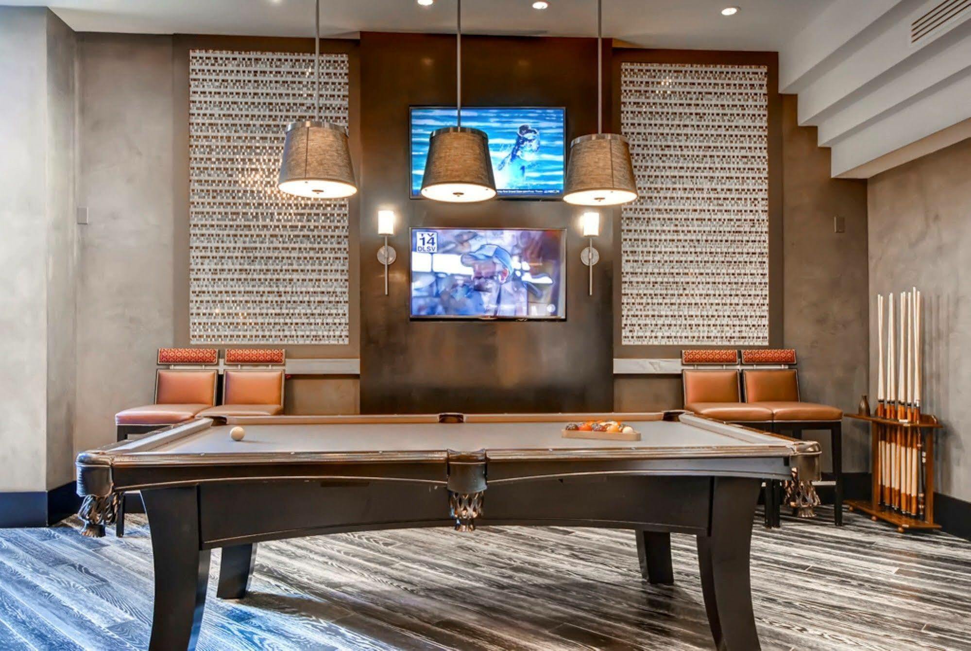 Global Luxury Suites At Thomas Circle Washington Buitenkant foto
