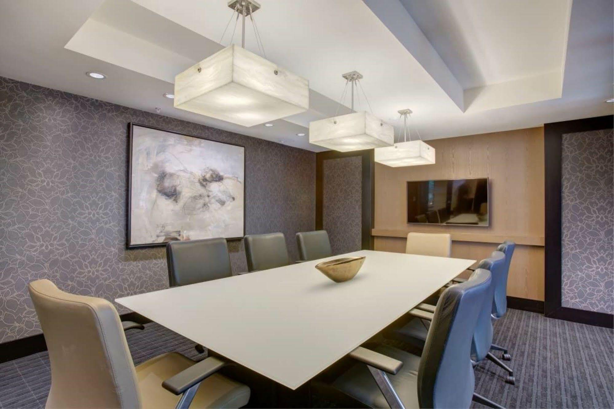 Global Luxury Suites At Thomas Circle Washington Buitenkant foto