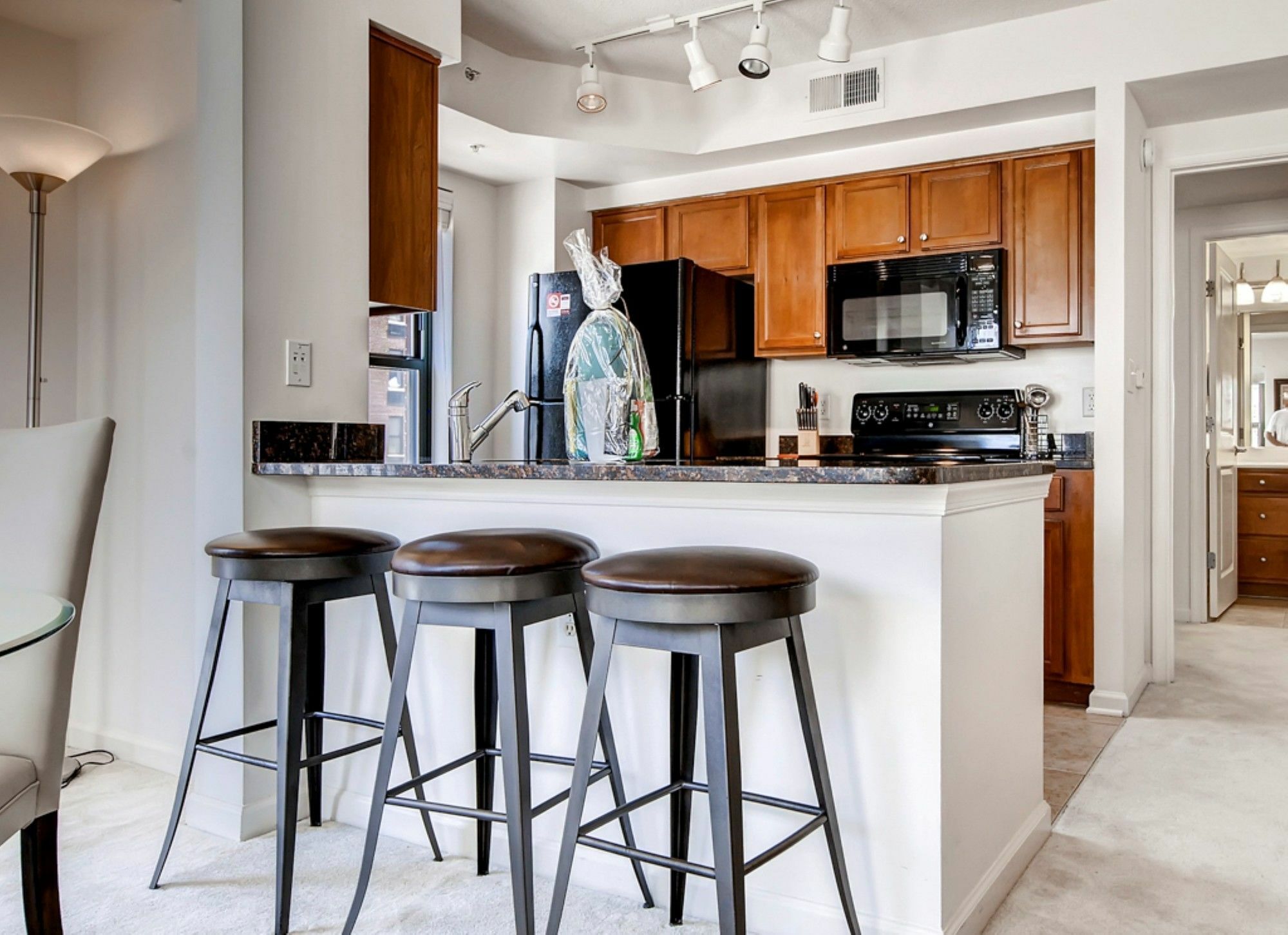 Global Luxury Suites At Thomas Circle Washington Buitenkant foto